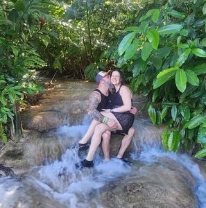 Meet your Posher, Brandi